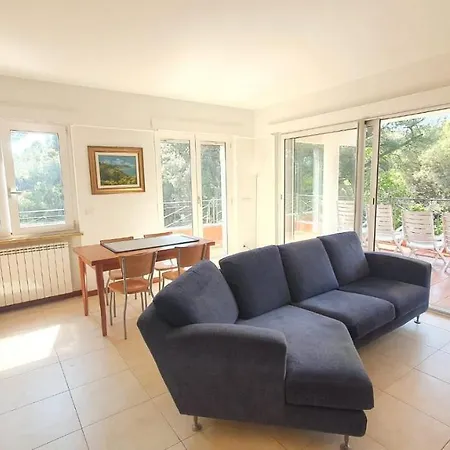 Apartment In Con Piscina *