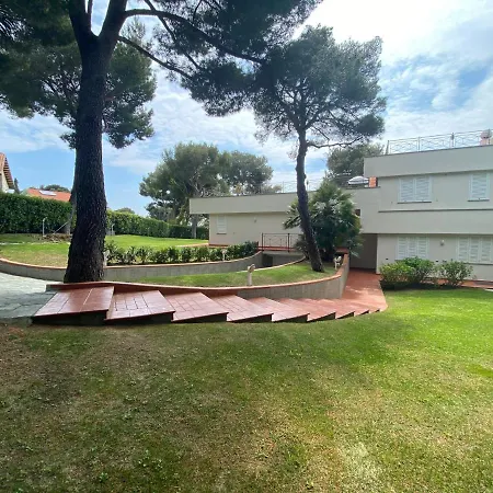 In Con Piscina
